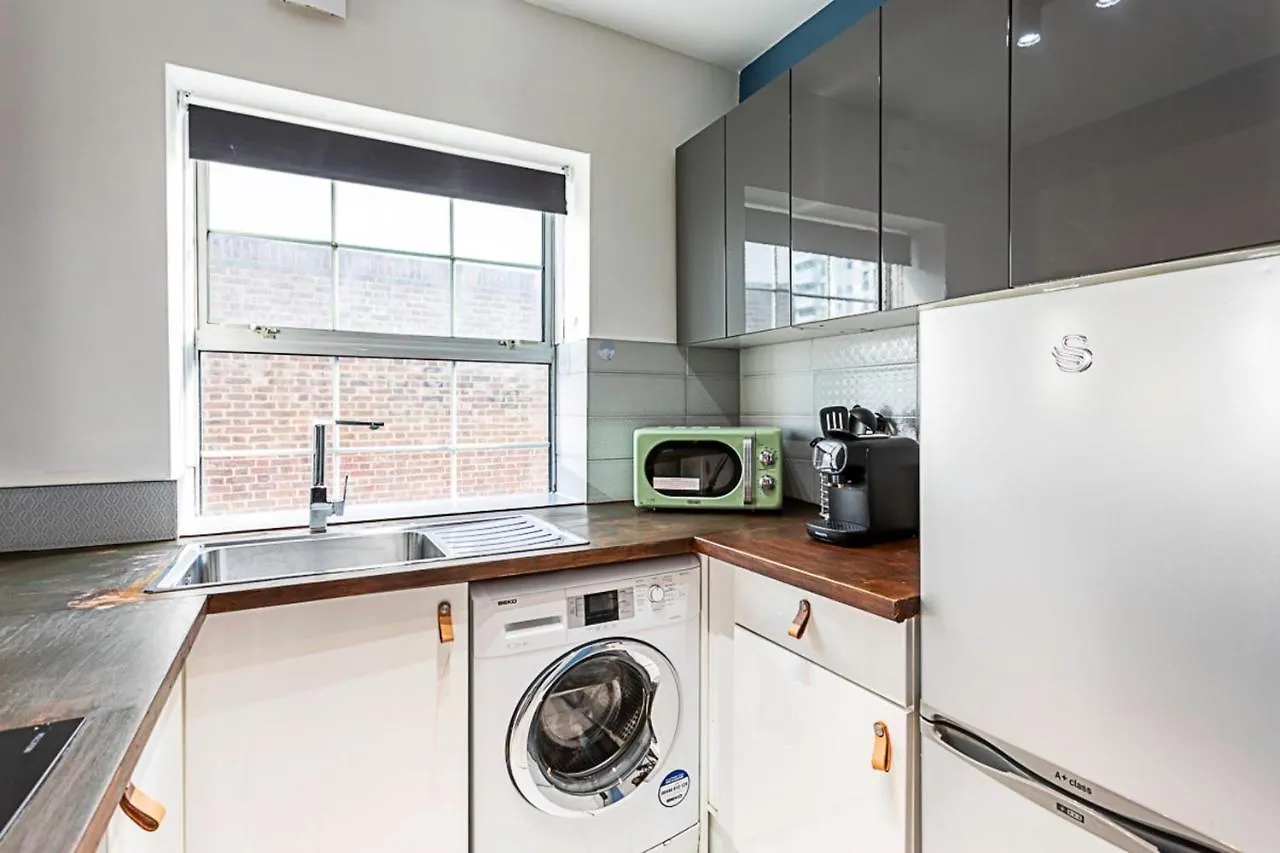 Cosy Spitalfields Hideaway Apartment London United Kingdom