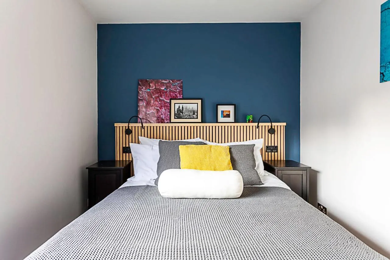 Cosy Spitalfields Hideaway Apartment London United Kingdom