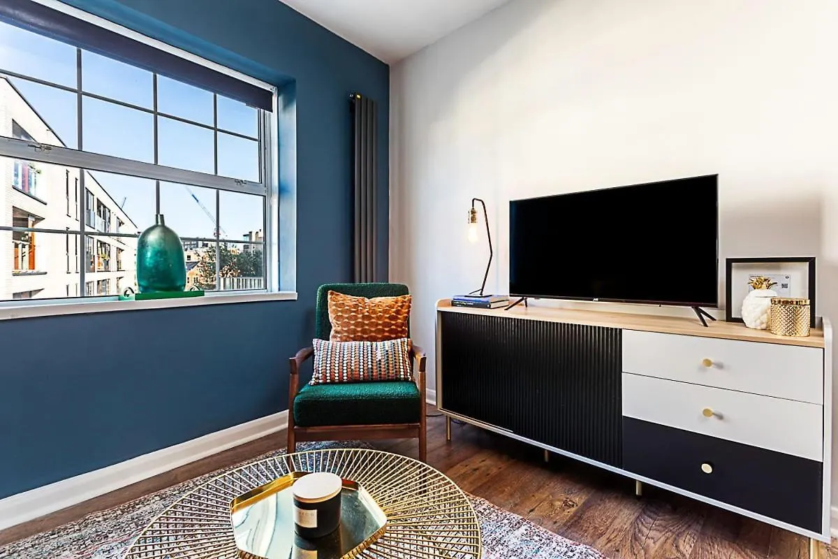 Cosy Spitalfields Hideaway Apartment London 0*,